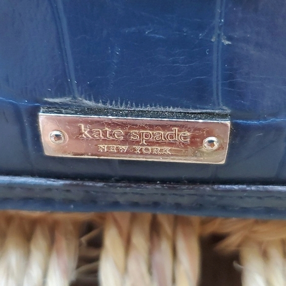 Kate Spade Navy Embossed Wallet Vintage Guc - Picture 3 of 16